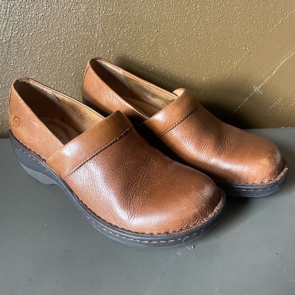 Børn Brown Leather Toby Clogs - Picture 2 of 8
